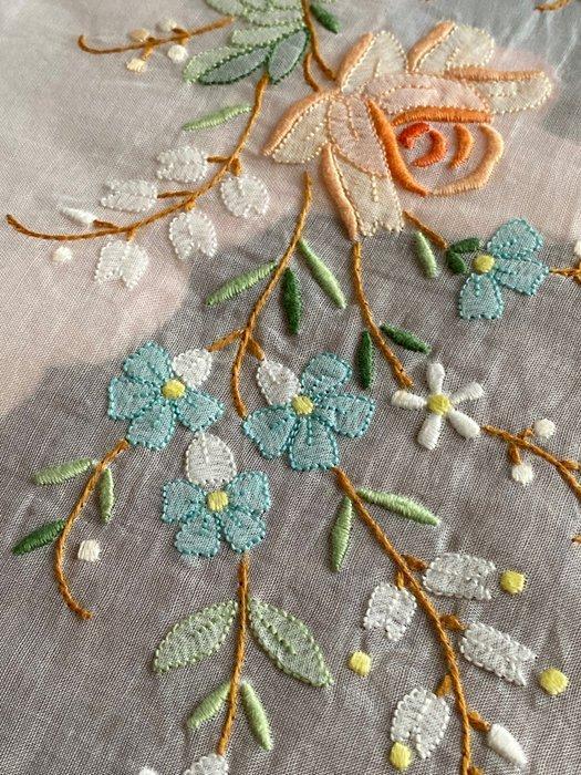 Preziosa tafelkleed van 12 in zijde en linnen. - Tafelkleed, Antiek en Kunst, Antiek | Kleden en Textiel