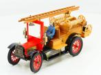 Schaal 1:12 CG Benz Fire Truck #182 (Automodellen), Ophalen of Verzenden, Gebruikt