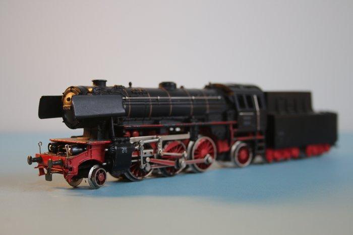 Märklin H0 - DA 800 - Stoomlocomotief met tender (1) - BR 23, Hobby en Vrije tijd, Modeltreinen | H0