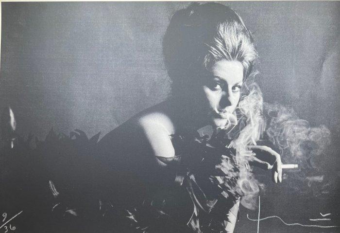 Bert Stern (1929–2013) - Bert Stern Signed Famous Sophia, Antiek en Kunst, Kunst | Designobjecten