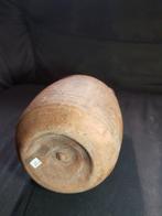 Oud-Romeins Rood aardewerk terracotta kan