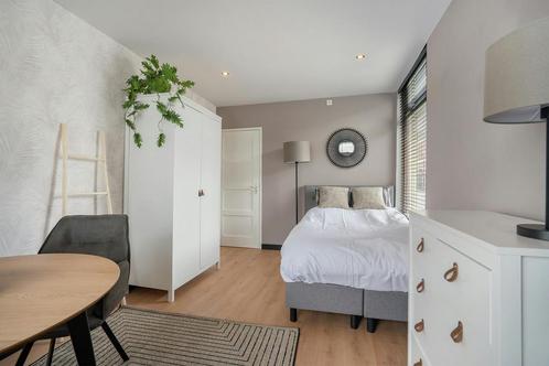 Studio te huur in Schiedam - 60 m² - 2 kamer(s) - 2 kamers, Huizen en Kamers, Kamers te huur, Rotterdam
