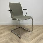 Casala Onyx II vergaderstoel / sledestoel,  wit/taupe -, Huis en Inrichting, Stoelen, Ophalen of Verzenden, Gebruikt, Stof, Eén