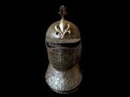 Decoratief ornament - decoratieve ridderhelm Franse lelie -