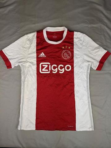 Adidas red and white Ajax football jersey beschikbaar voor biedingen