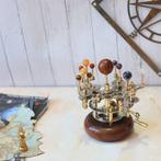 Planetarium Orrery - 2025 - Met halfedelstenen