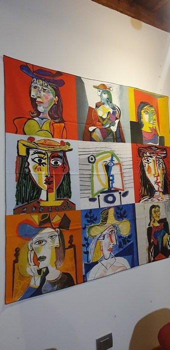 Decoratief paneel met werken van Pablo Picasso op katoenen, Antiek en Kunst, Antiek | Kleden en Textiel