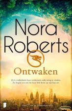 Ontwaken / Drakenhart / 1 9789022591604 Nora Roberts, Boeken, Verzenden, Gelezen, Nora Roberts