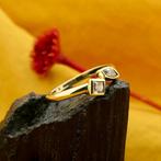 Gouden ring met zirconia, Gebruikt, Overige kleuren, Ophalen of Verzenden, Kleiner dan 17
