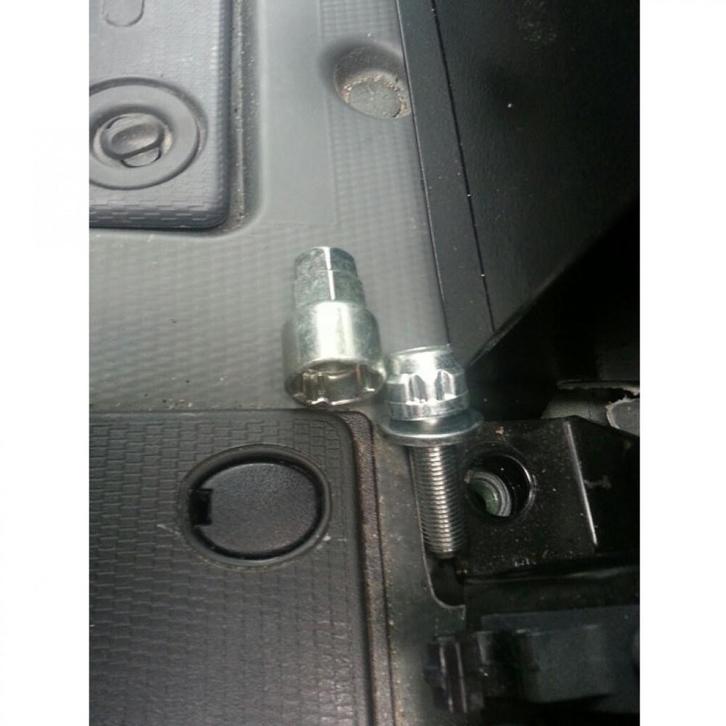 Mobil-Safe Borgschroef Stoelkluis, Caravans en Kamperen, Camper-accessoires, Nieuw, Ophalen of Verzenden