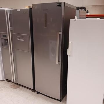 6 laden vriezer NO FROST Samsung, RZ28H6000SA beschikbaar voor biedingen