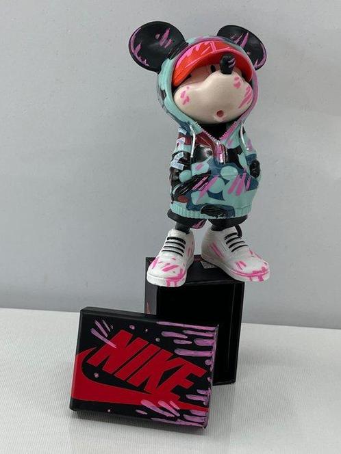 Alvin Silvrants (1979) - Mickey Mouse with NIKE Street swag, Antiek en Kunst, Kunst | Schilderijen | Modern