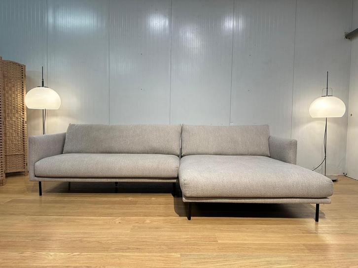 Fest Amsterdam Astin Hoekbank Bouclé Wit – NP: €5.500, Huis en Inrichting, Banken | Bankstellen, 300 cm of meer, 150 cm of meer