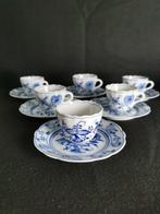 Meissen e Sassonia - Tazza da moka - Cipolla blu dipinto a, Antiek en Kunst