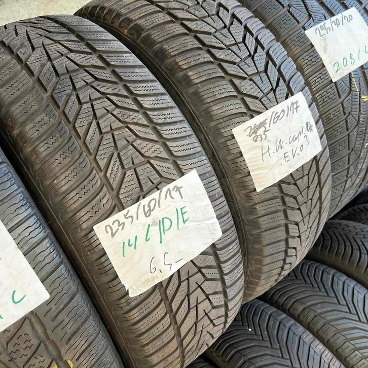 2 x Hankook 235-60-17 Winterbanden 6,5mm, Auto-onderdelen, Banden en Velgen, 17 inch, Winterbanden, 235 mm, Personenwagen, Gebruikt