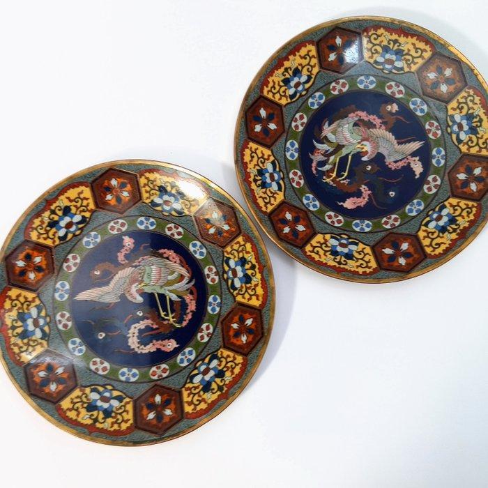 Zeldzaam paar cloisonné schalen (shippo-yaki) met phoenix, Antiek en Kunst, Antiek | Overige Antiek
