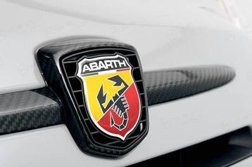 Fiat Abarth 500/595 Carbon Fiber Voor Logo Embleem Inlaat