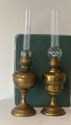 Olielamp (2) - Glas, Messing - Prachtig wit glas