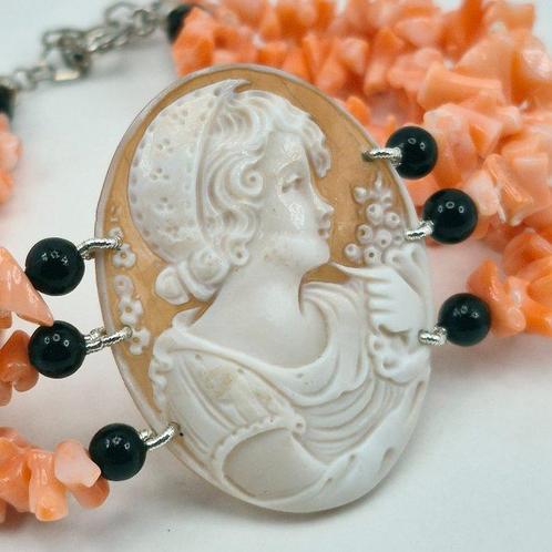 Koraal - Zilver - Armband - KORAAL EN CAMEE, Verzamelen, Dierenverzamelingen