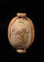 Oud-Egyptisch Speksteen Scarabaeus in een gouden montuur