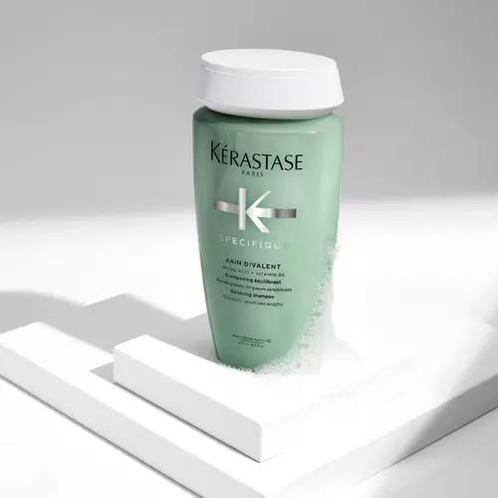Kérastase Specifique Bain Divalent (Shampoo), Sieraden, Tassen en Uiterlijk, Uiterlijk | Haarverzorging, Nieuw, Verzenden