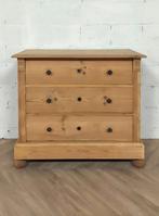 Landelijke klassieke kast, commode, ladekast, meidenkast