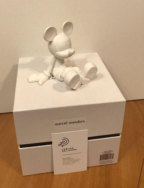 Leblon Delienne - Mickey Mouse - Sitting Mickey Blanc -, Verzamelen, Disney