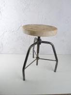 Kruk - Staal, Hout - Draaibare stalen kruk