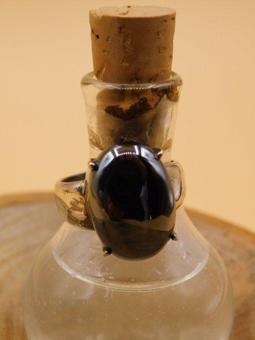 Ring in 925 zilver met hoogwaardig hematiet, uniek stuk.- 8, Verzamelen, Mineralen en Fossielen