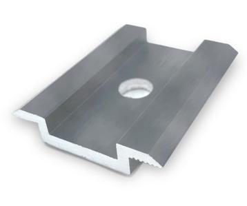 Middenklem (Universeel) voor bevestiging van Zonnepanelen beschikbaar voor biedingen