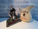 MacKinlays Scotch Whisky statue & water jug - Reclamebord -, Antiek en Kunst