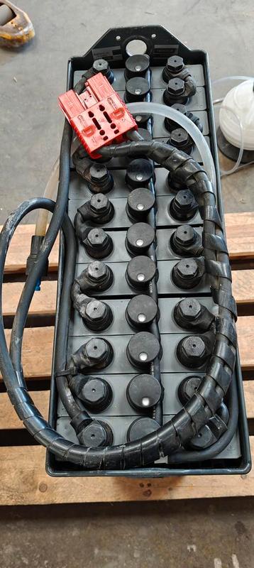 24 volt 2pzs310 80% beschikbaar voor biedingen