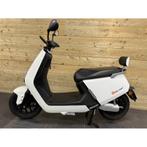 Yadea G5 Wit Elektrische Scooter 25km 08-2020 1584km, Ophalen, Elektrisch, Zo goed als nieuw, Yadea