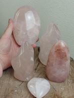 Collectie Rozenkwarts vlammen, sculpturen & hartje - Hoogte:, Verzamelen, Mineralen en Fossielen