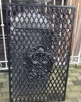 Grote partij authentieke kwaliteit gietijzeren deurroosters., Doe-het-zelf en Verbouw, Kozijnen en Schuifpuien, Overige typen