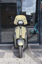 Vespa Sprint IGET E4 custom 18 carat gold | 12 mnd garantie!, Overige modellen, Maximaal 45 km/u, Ophalen of Verzenden, Zo goed als nieuw