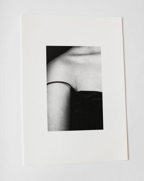 Anna Khavro - Partly naked In pieces / 1 - Archival pigment, Antiek en Kunst, Kunst | Schilderijen | Modern