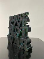 Van Apple - Make Love Not War