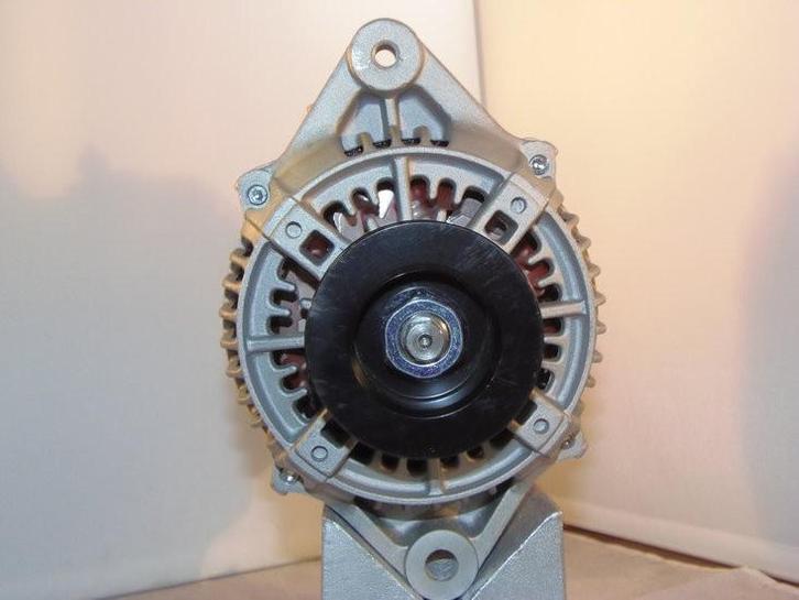 Dynamo 75A Suzuki nieuw, Auto-onderdelen, Motor en Toebehoren, Verzenden