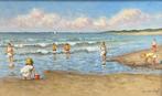 L. van Vugt (1952) - Spelen op het strand.