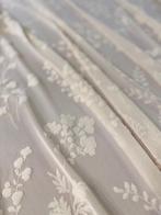 Preciosa stof voor gordijnen, reliëf geborduurd met, Antiek en Kunst, Antiek | Kleden en Textiel