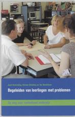 9789024416714 Begeleiden van leerlingen met problemen, Boeken, Verzenden, Zo goed als nieuw, J. Kummeling