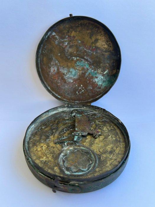 Antiek Pocket sundial, Floating compass sundial - Brons -, Antiek en Kunst, Kunst | Niet-Westerse kunst