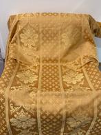 Eleganza Barocca: Jacquardstof met grote banden en, Antiek en Kunst