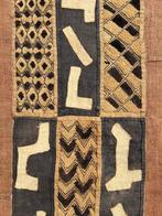 Nr. 8 Raffia stoffen laken - Vloerkleed - 410 cm - 50 cm, Antiek en Kunst