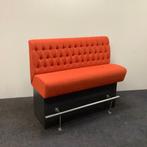 Barbank met voetensteun, (hxb) 130x150 cm, Oranje stoffering, Huis en Inrichting, Barkrukken, Gebruikt, Ophalen of Verzenden