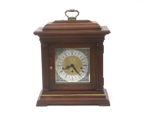 Een houten schouwpendule, VS, 20e eeuw, Antiek en Kunst, Antiek | Klokken