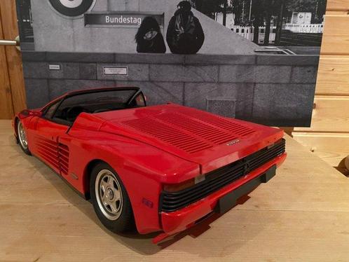 Pocher 1:8 - Modelauto - Ferrari Testarossa Spider, Hobby en Vrije tijd, Modelauto's | 1:5 tot 1:12