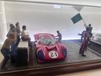 Custom Made Diorama 1:18 - Modelauto - Afmetingen: 51 cm /, Nieuw