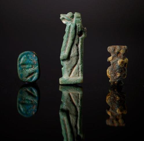 Het oude Egypte Taweret, Bes en scarabee-amuletten - 3.5 cm, Sieraden, Tassen en Uiterlijk, Antieke sieraden